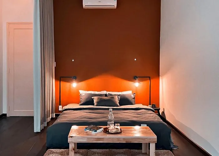 District 1 - Saigon Center - 100M2 Vintage Fusion Apartment